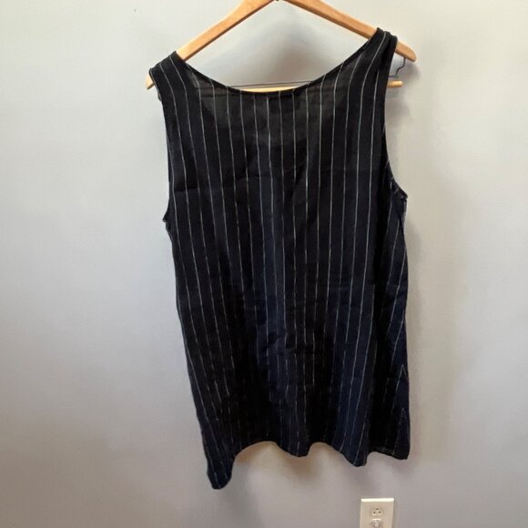 Black & White Striped Sleeveless Linen Dress By Chalet et Cici‎ - Picture 3 of 5